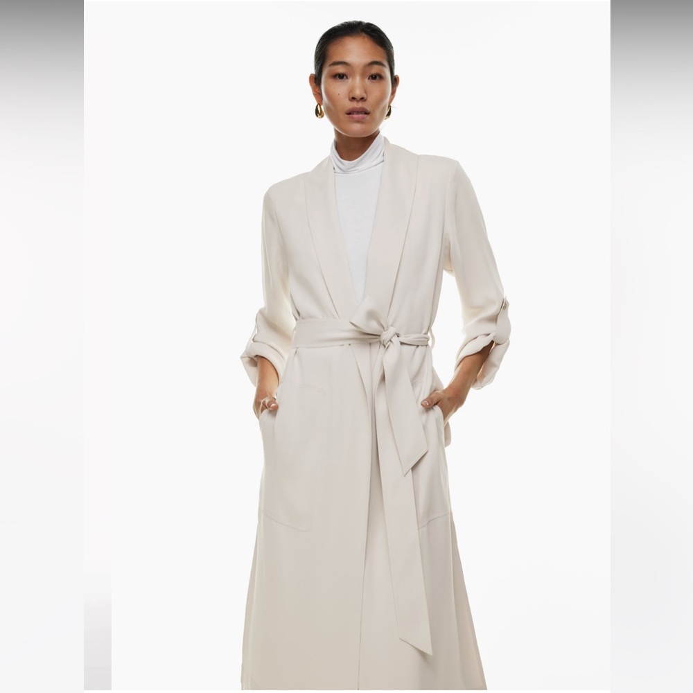 New Aritzia Babaton Kahlo Robe Jacket